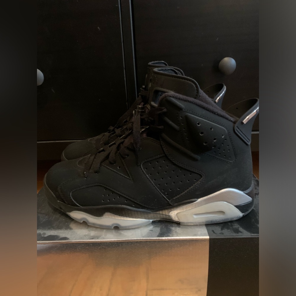 Jordan 6 chrome